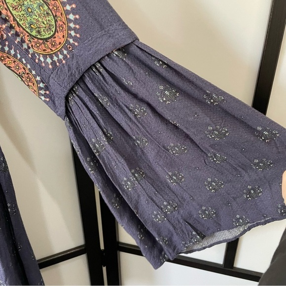 [M/L] Farm Rio Anthropologie Long Belle Sleeve Boho Pattern Shift Mini Dress - Picture 7 of 9